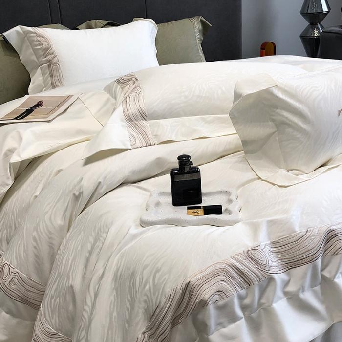 91家纺网 家纺一手货源 找家纺 黑白森林23款100支全棉提花四件套纯棉床上用品