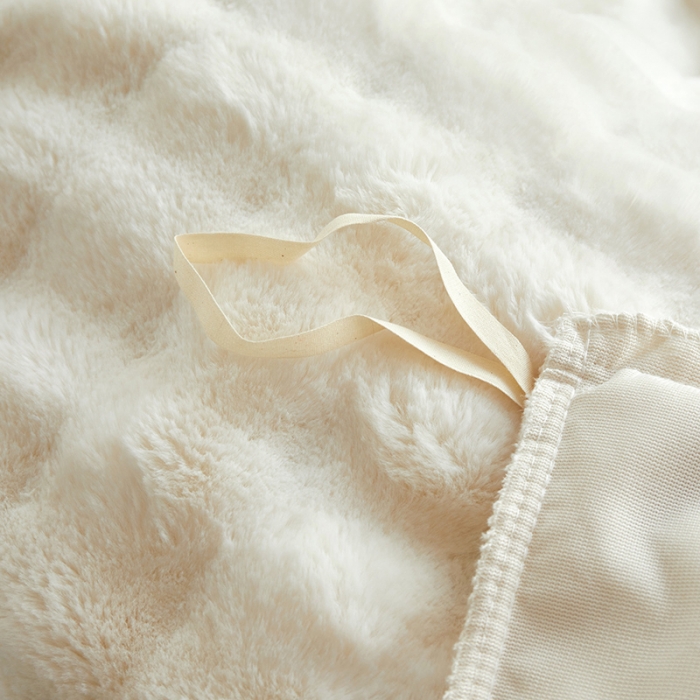 91家纺网 家纺一手货源 找家纺 （总）新月 2023新款泡泡兔毛绒亲肤舒适四件套