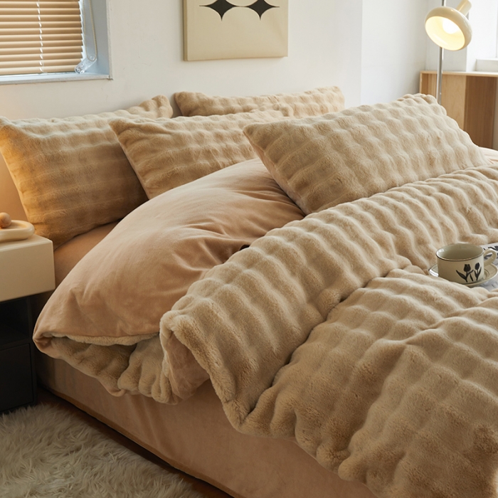 91家纺网 家纺一手货源 找家纺 新月 2023新款泡泡兔毛绒亲肤舒适四件套 泡泡-棕