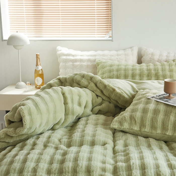 91家纺网 家纺一手货源 找家纺 新月 2023新款泡泡兔毛绒亲肤舒适四件套 泡泡-绿