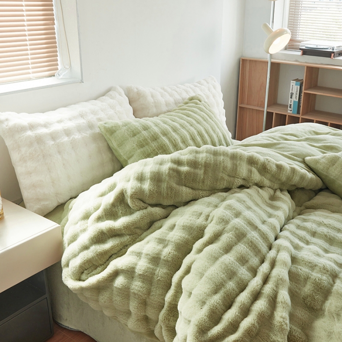 91家纺网 家纺一手货源 找家纺 新月 2023新款泡泡兔毛绒亲肤舒适四件套 泡泡-绿