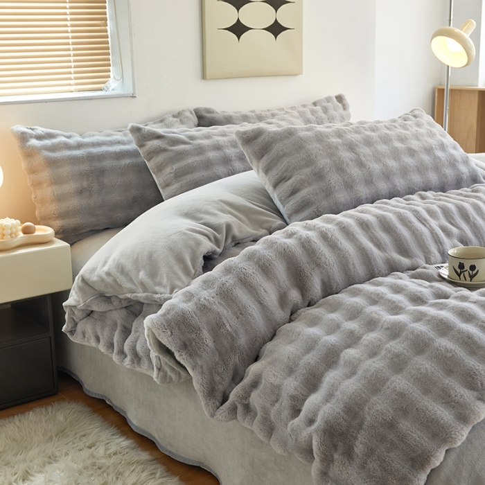 91家纺网 家纺一手货源 找家纺 新月 2023新款泡泡兔毛绒亲肤舒适四件套 泡泡-灰