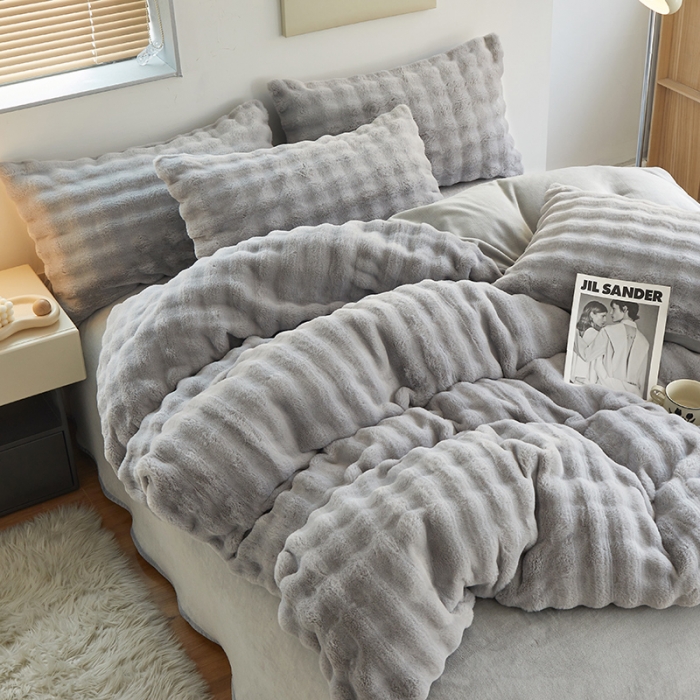 91家纺网 家纺一手货源 找家纺 新月 2023新款泡泡兔毛绒亲肤舒适四件套 泡泡-灰