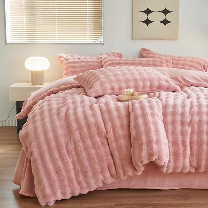 91家纺网 家纺一手货源 找家纺 新月 2023新款泡泡兔毛绒亲肤舒适四件套 泡泡-粉