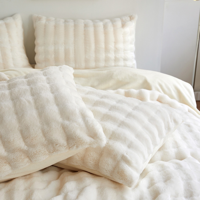 91家纺网 家纺一手货源 找家纺 新月 2023新款泡泡兔毛绒亲肤舒适四件套 泡泡-白