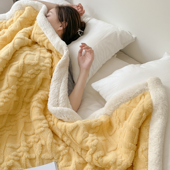 91家纺网 家纺一手货源 找家纺 欧邦 新款爆款AB版加厚提花塔芙绒羊羔绒毛毯 柠檬黄