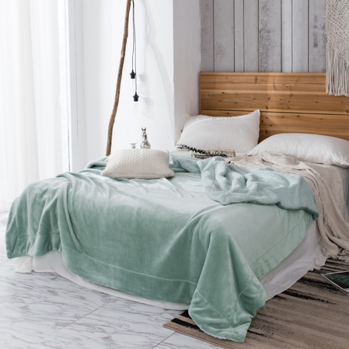 91家纺网 家纺一手货源 找家纺 欧邦 新款爆款纯色羊羔绒双层毛毯 抹茶绿