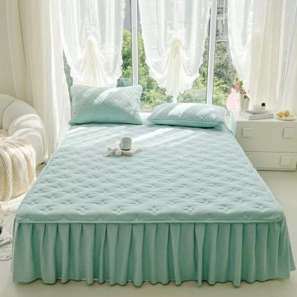 91家纺网 家纺一手货源 找家纺 尊康家纺（原磊科） 2024新款全棉色织大豆夹棉床裙-浓情蜜意 绿