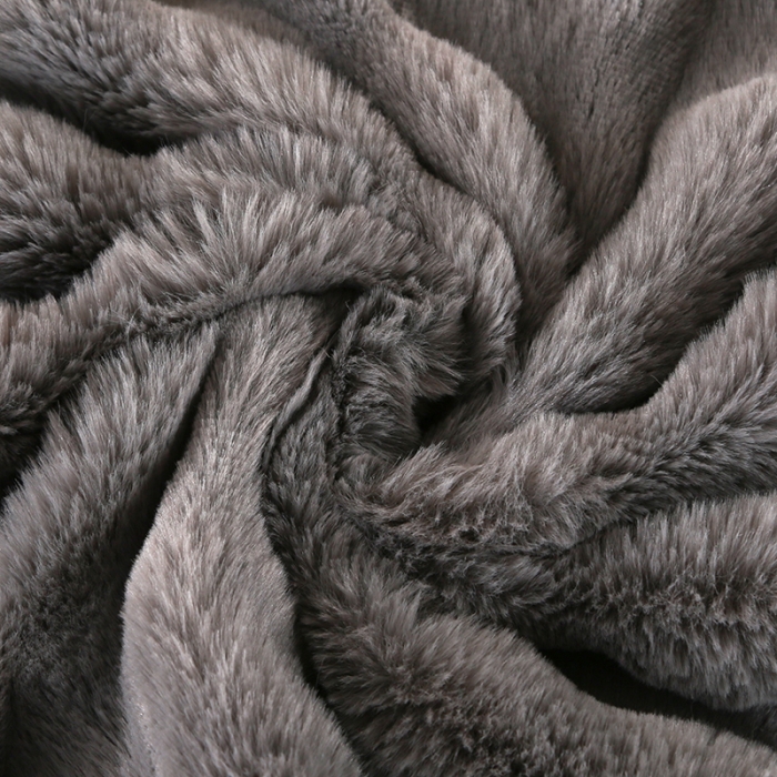 91家纺网 家纺一手货源 找家纺 新月 2023新款A版托斯卡纳兔毛B版安哥拉兔毛多功能毛毯 椰子灰