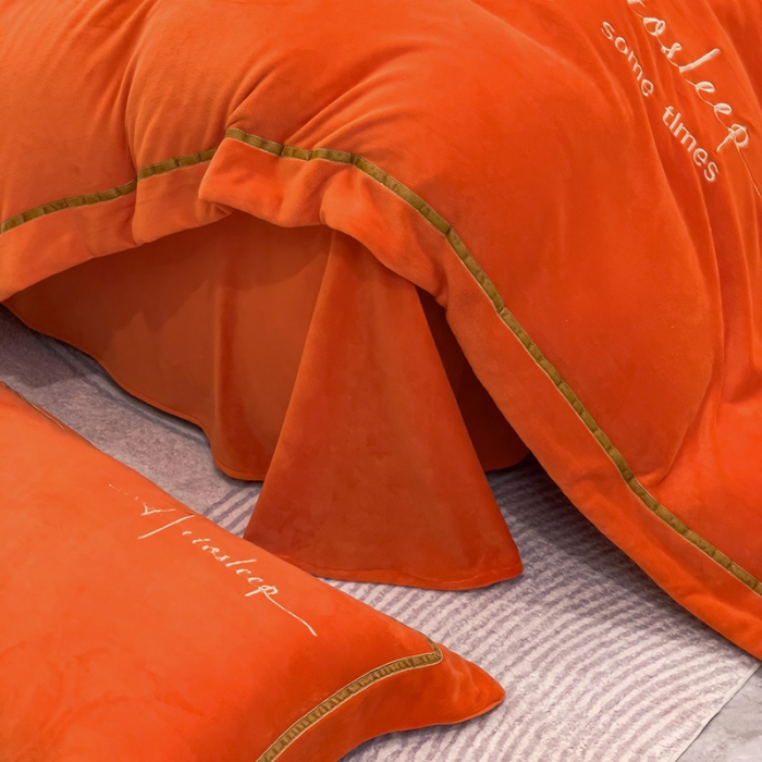 91家纺网 家纺一手货源 找家纺 露梦 2025新款高克重牛奶绒刺绣四件套-赫本 赫本-玛仕橘