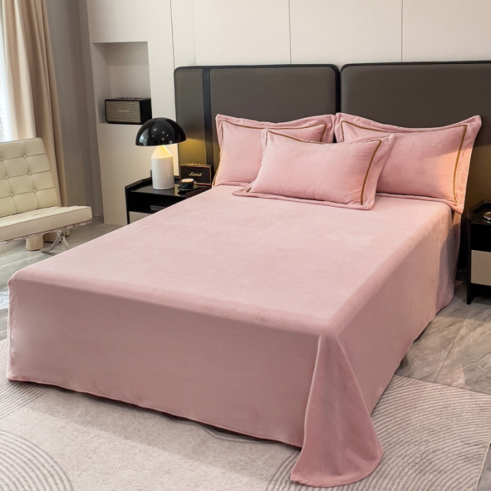 91家纺网 家纺一手货源 找家纺 露梦 2025新款高克重牛奶绒刺绣四件套-赫本 赫本-奶油粉