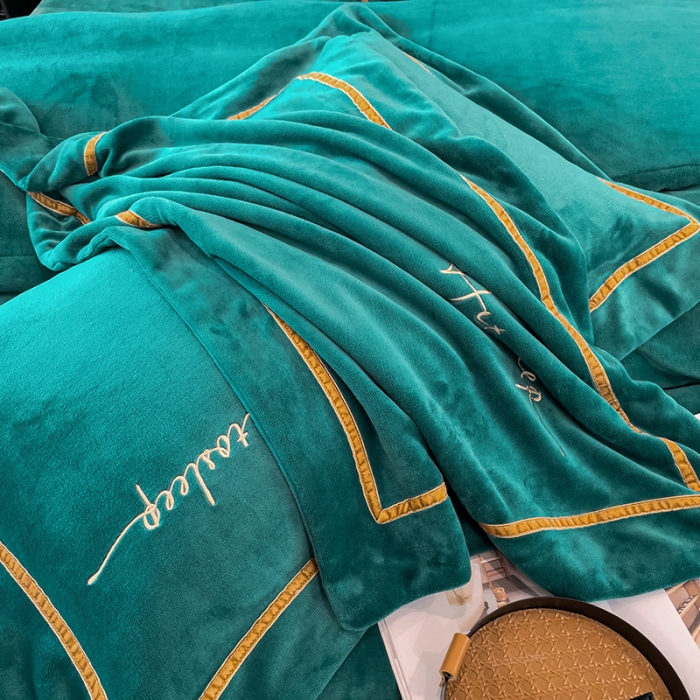 91家纺网 家纺一手货源 找家纺 露梦 2025新款高克重牛奶绒刺绣四件套-赫本 赫本-祖母绿