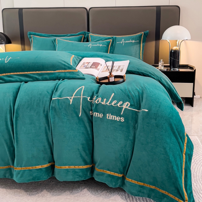 91家纺网 家纺一手货源 找家纺 露梦 2025新款高克重牛奶绒刺绣四件套-赫本 赫本-祖母绿