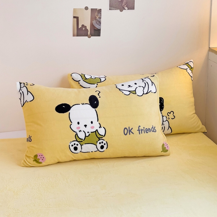 91家纺网 家纺一手货源 找家纺 西引力 2023新款加厚印花牛奶绒四件套法莱绒单被套直播调皮狗黄