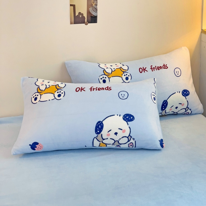 91家纺网 家纺一手货源 找家纺 西引力 2023新款加厚印花牛奶绒四件套法莱绒单被套直播调皮狗蓝