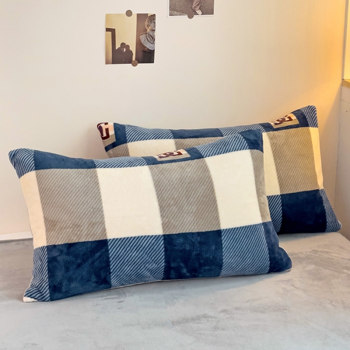 91家纺网 家纺一手货源 找家纺 西引力 2023新款加厚印花牛奶绒四件套法莱绒单被套直播格调蓝