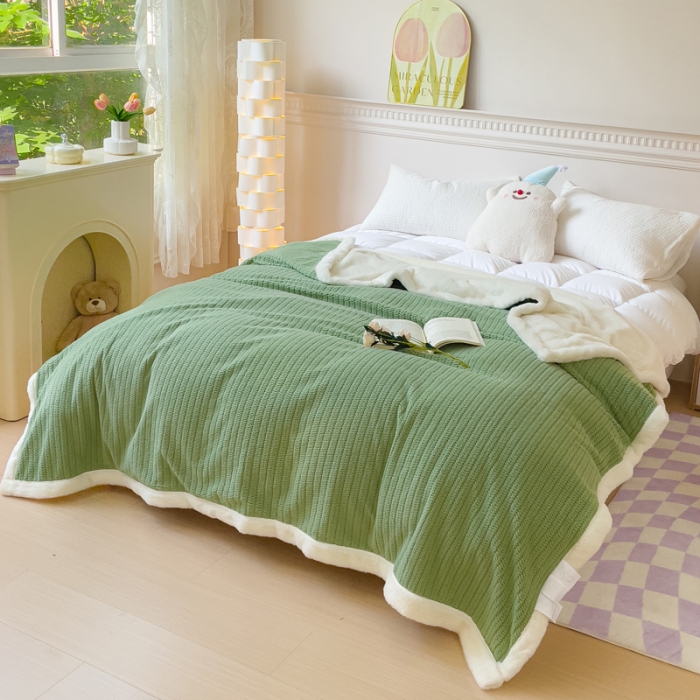 91家纺网 家纺一手货源 找家纺 （总）春妮 2023新款A面编织绒+B面兔毛绒毛毯双层盖毯