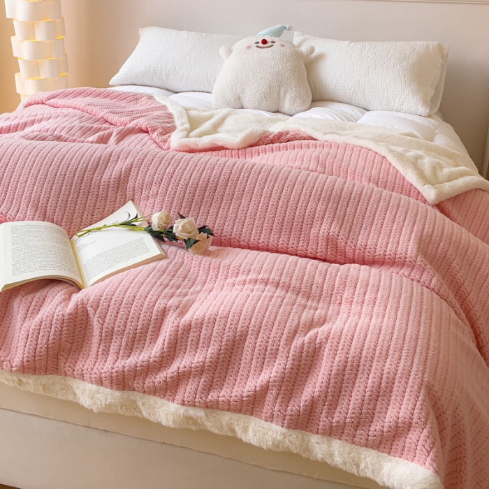 91家纺网 家纺一手货源 找家纺 春妮 2023新款A面编织绒+B面兔毛绒毛毯双层盖毯 豆沙粉