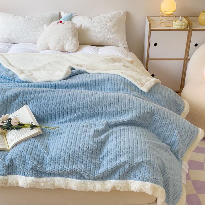 91家纺网 家纺一手货源 找家纺 春妮 2023新款A面编织绒+B面兔毛绒毛毯双层盖毯 天空蓝