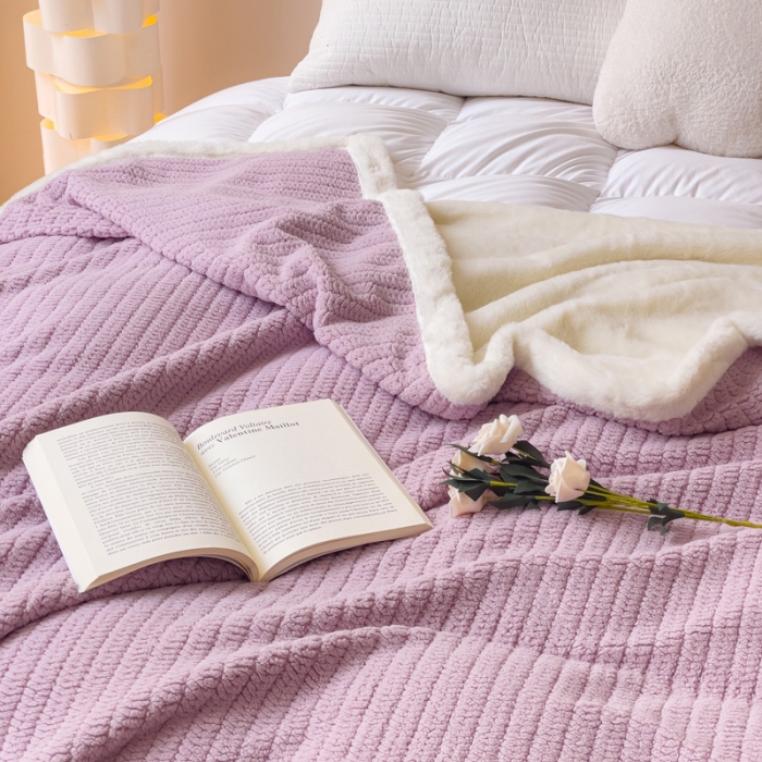 91家纺网 家纺一手货源 找家纺 春妮 2023新款A面编织绒+B面兔毛绒毛毯双层盖毯 芋泥紫