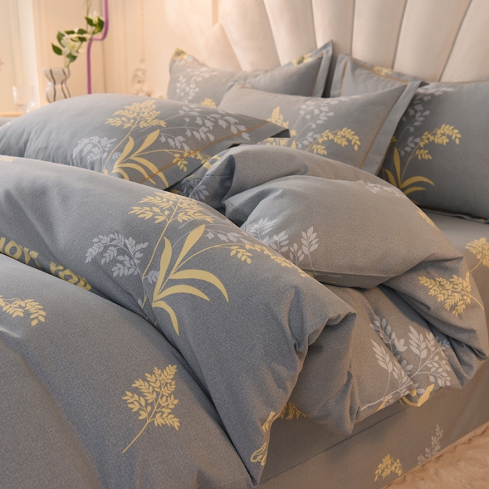 91家纺网 家纺一手货源 找家纺 简如   2025新款全棉磨毛印花四件套 浅浅花香-灰