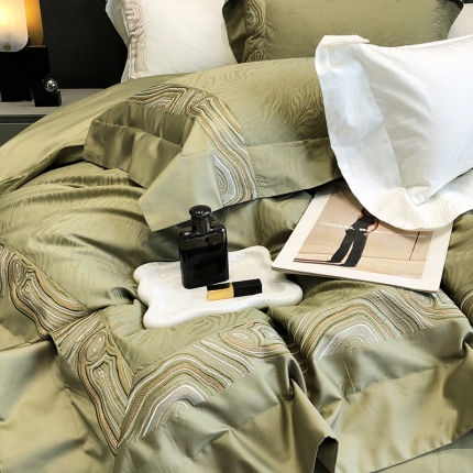 91家纺网 家纺一手货源 找家纺 黑白森林23款100支全棉提花四件套纯棉床上用品