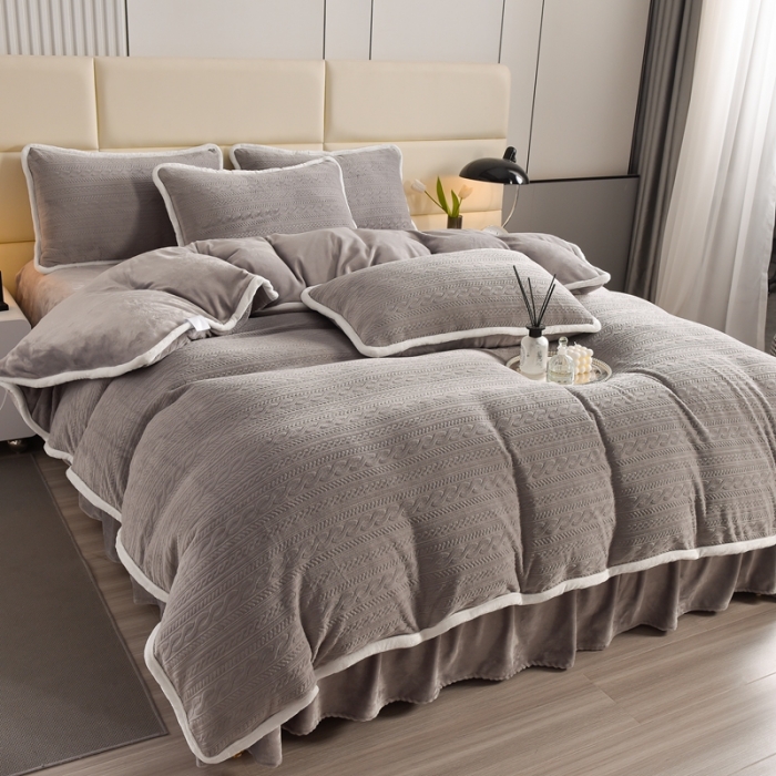 91家纺网 家纺一手货源 找家纺 畅畅家纺 2023新款A类雕花绒牛奶绒四件套 安娜-灰