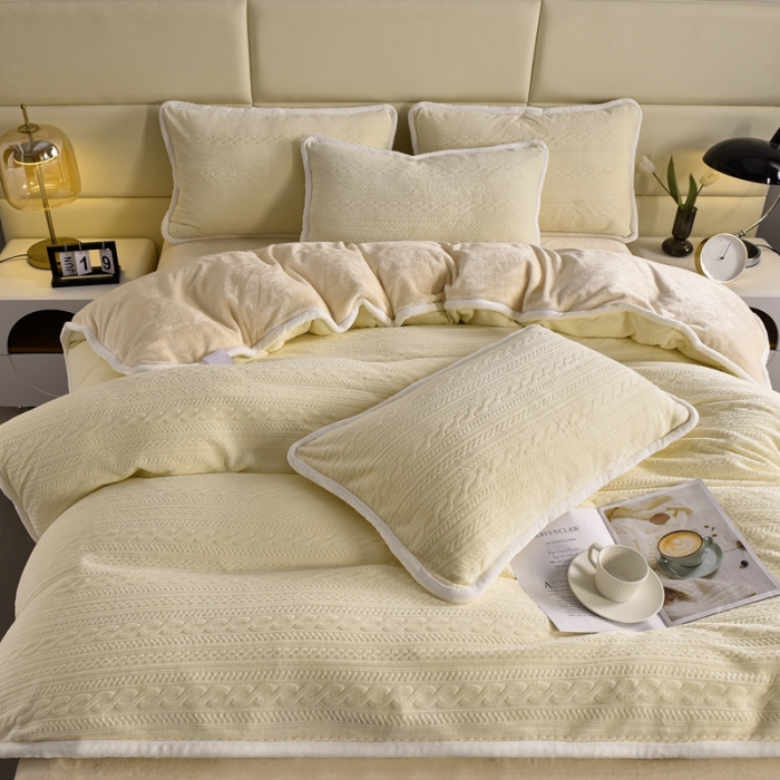 91家纺网 家纺一手货源 找家纺 畅畅家纺 2023新款A类雕花绒牛奶绒四件套 安娜-奶白