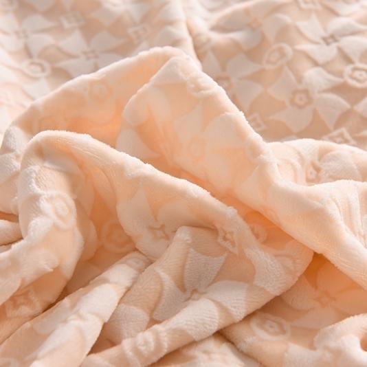 91家纺网 家纺一手货源 找家纺 畅畅家纺 2023新款A类雕花绒牛奶绒四件套 大风车-黄