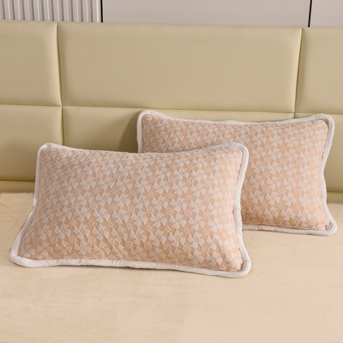 91家纺网 家纺一手货源 找家纺 畅畅家纺 2023新款A类雕花绒牛奶绒四件套 大风车-黄