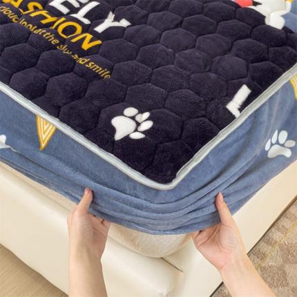 91家纺网 家纺一手货源 找家纺 总梦舒羽2025牛奶绒抗静电夹棉床笠床罩床单床盖床护垫套宿舍三件套