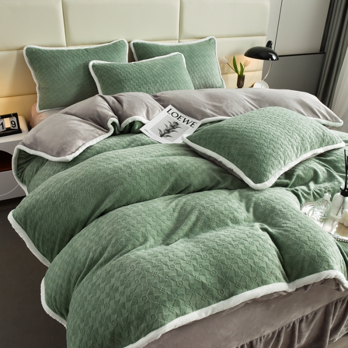 91家纺网 家纺一手货源 找家纺 畅畅家纺 2023新款A类雕花绒牛奶绒四件套 大风车-抹茶绿