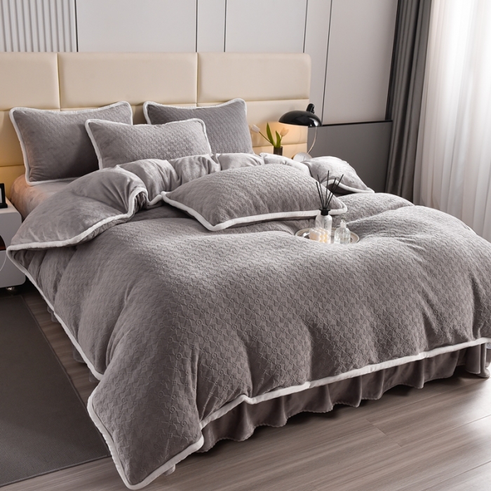 91家纺网 家纺一手货源 找家纺 畅畅家纺 2023新款A类雕花绒牛奶绒四件套 大风车-深灰