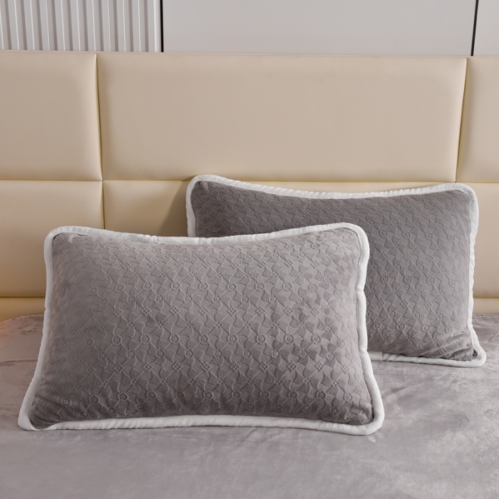 91家纺网 家纺一手货源 找家纺 畅畅家纺 2023新款A类雕花绒牛奶绒四件套 大风车-深灰