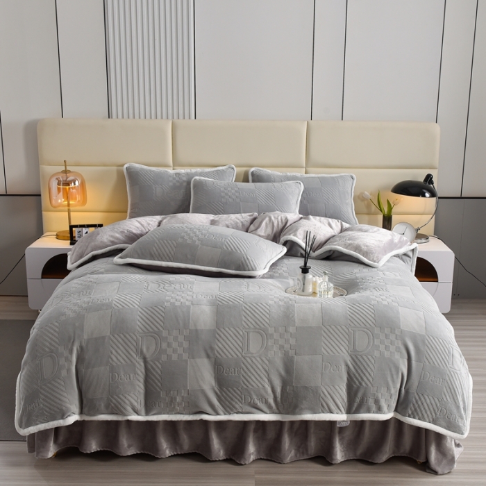 91家纺网 家纺一手货源 找家纺 畅畅家纺 2023新款A类雕花绒牛奶绒四件套 迪欧-灰