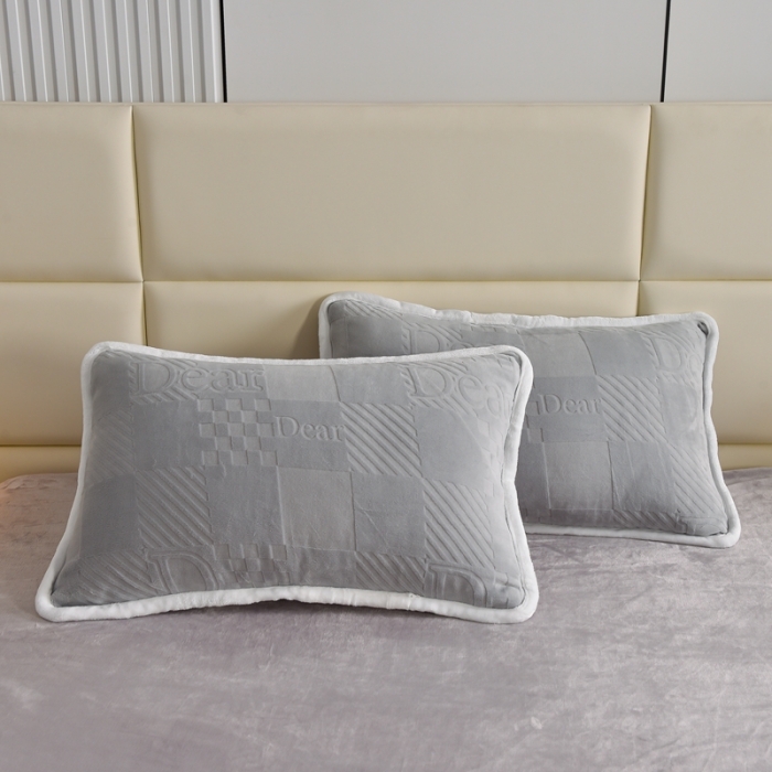 91家纺网 家纺一手货源 找家纺 畅畅家纺 2023新款A类雕花绒牛奶绒四件套 迪欧-灰