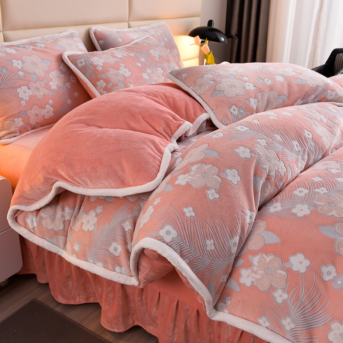 91家纺网 家纺一手货源 找家纺 畅畅家纺 2023新款A类雕花绒牛奶绒四件套 海棠花-粉