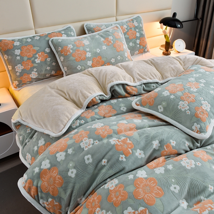 91家纺网 家纺一手货源 找家纺 畅畅家纺 2023新款A类雕花绒牛奶绒四件套 海棠花-浅绿