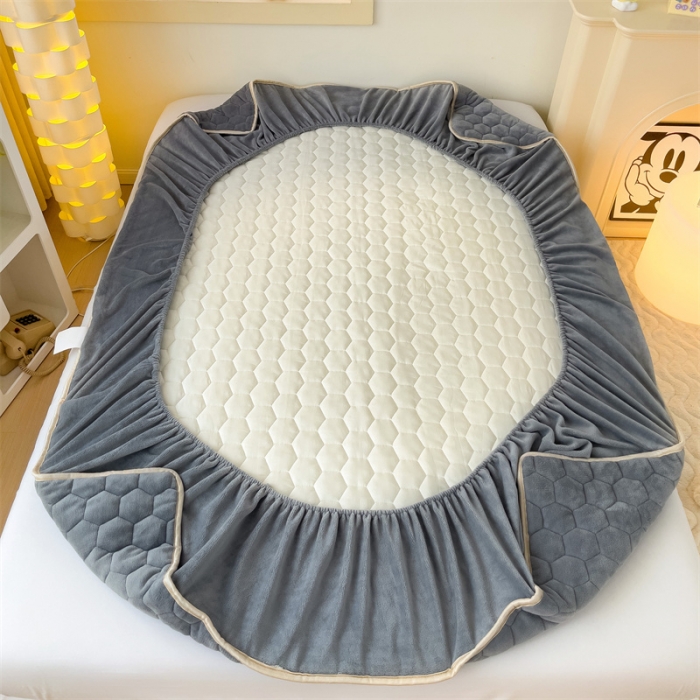 91家纺网 家纺一手货源 找家纺 梦舒羽 牛奶绒抗静电夹棉床笠床罩床单床盖床护垫套宿舍三件套 山茶灰