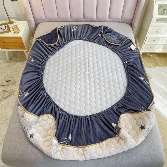 91家纺网 家纺一手货源 找家纺 梦舒羽牛奶绒抗静电夹棉床笠床罩床单床盖床护垫套宿舍三件套 月亮宝宝