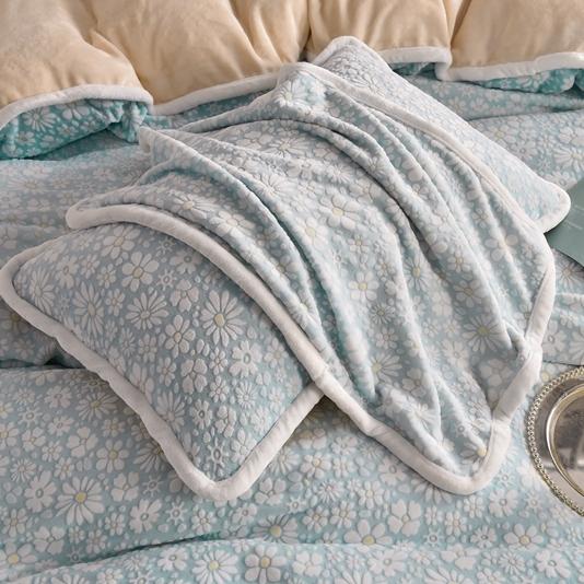 91家纺网 家纺一手货源 找家纺 畅畅家纺 2023新款A类雕花绒牛奶绒四件套 绒雪花-蓝