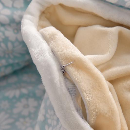 91家纺网 家纺一手货源 找家纺 畅畅家纺 2023新款A类雕花绒牛奶绒四件套 绒雪花-蓝