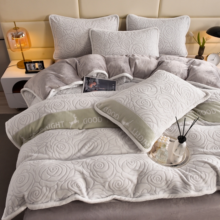 91家纺网 家纺一手货源 找家纺 畅畅家纺 2023新款A类雕花绒牛奶绒四件套 山茶花-浅灰