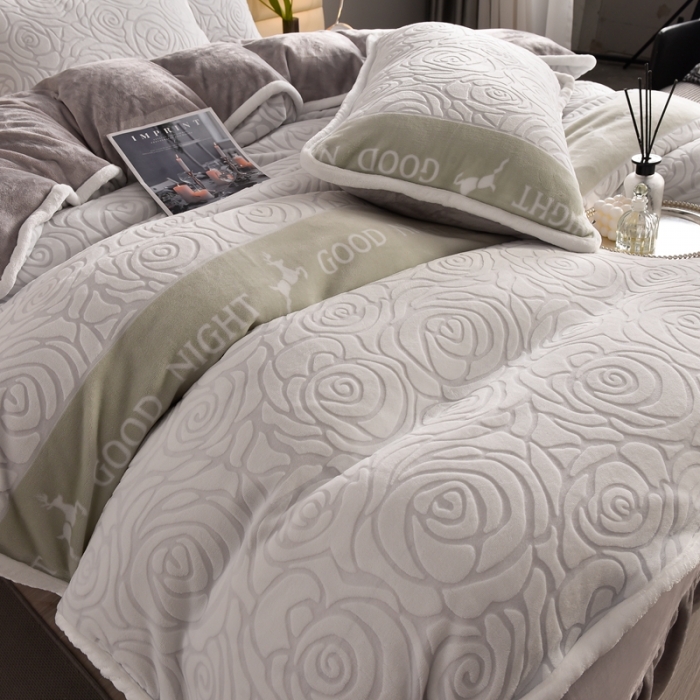 91家纺网 家纺一手货源 找家纺 畅畅家纺 2023新款A类雕花绒牛奶绒四件套 山茶花-浅灰