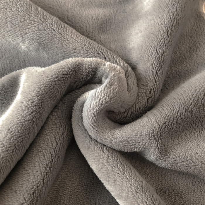 91家纺网 家纺一手货源 找家纺 露梦 2025新款高克重牛奶绒刺绣四件套-简素 （风格一）简素-高级灰