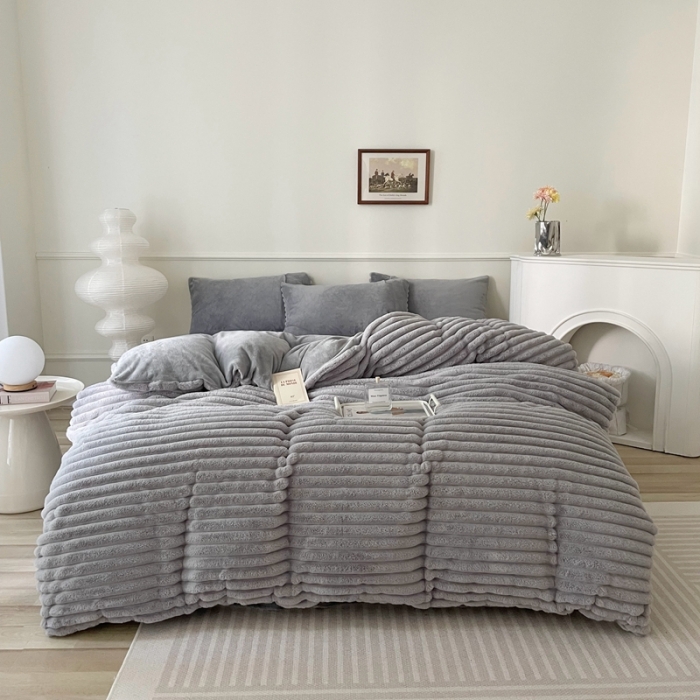 91家纺网 家纺一手货源 找家纺 畅畅家纺 2023新款兔毛绒兔兔绒懒兔绒立体剪花牛奶绒四件套 波浪-灰