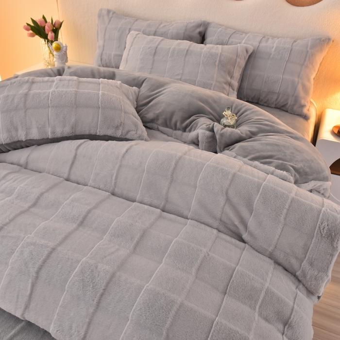 91家纺网 家纺一手货源 找家纺 畅畅家纺 2023新款兔毛绒兔兔绒懒兔绒立体剪花牛奶绒四件套 典雅灰