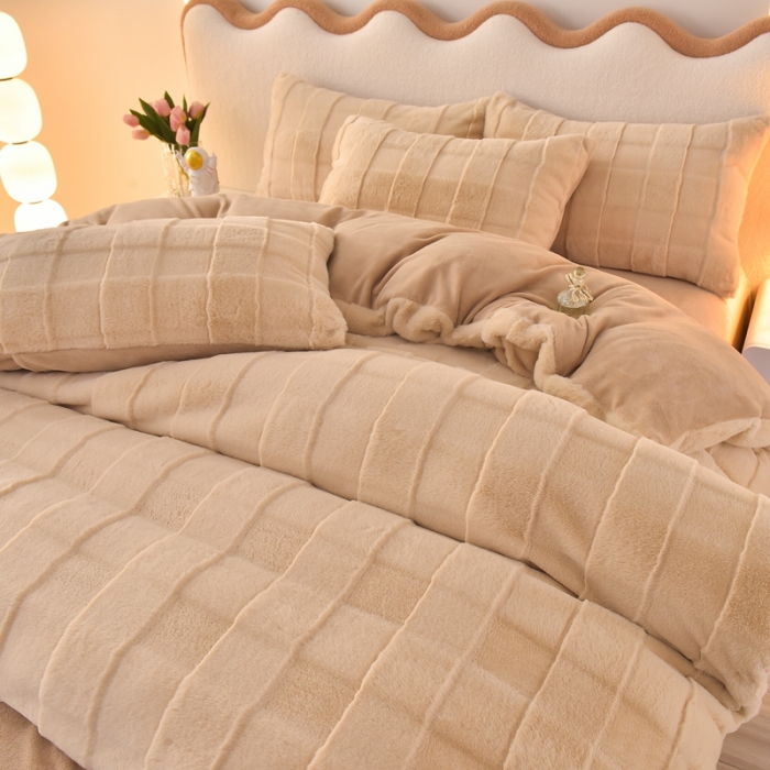 91家纺网 家纺一手货源 找家纺 畅畅家纺 2023新款兔毛绒兔兔绒懒兔绒立体剪花牛奶绒四件套 咖色