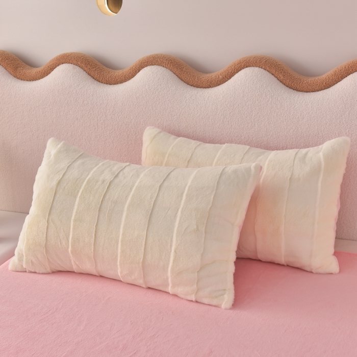 91家纺网 家纺一手货源 找家纺 畅畅家纺 2023新款兔毛绒兔兔绒懒兔绒立体剪花牛奶绒四件套 米黄+粉