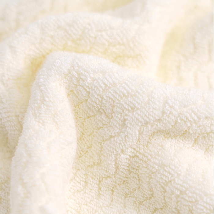 91家纺网 家纺一手货源 找家纺 朴尔家纺 2023新款全棉32股波浪纹系列毛巾浴巾 米白色浴巾